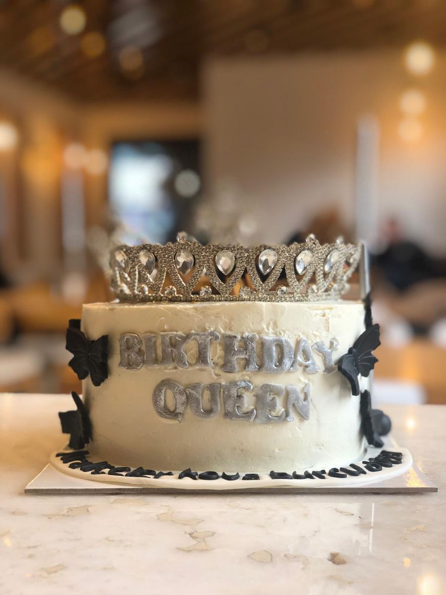 Birthday Queen Pastası