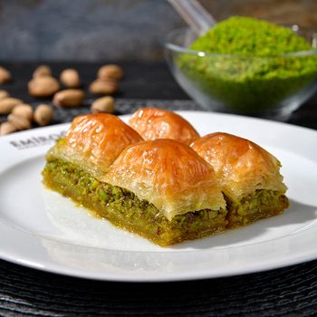 FISTIKLI BAKLAVA