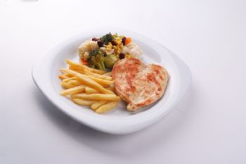 Izgara Tavuk Menü  (120 gr tavuk göğüs ve patates kızartması ile birlikte )( Çocuk Menüsü )