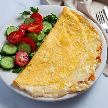 3 PEYNİRLİ OMLET